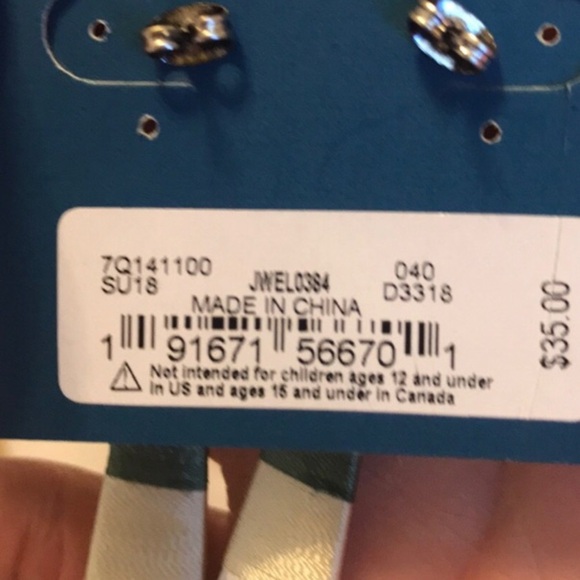 Lucky Brand silver thread wrapped Earrings - Picture 3 of 3